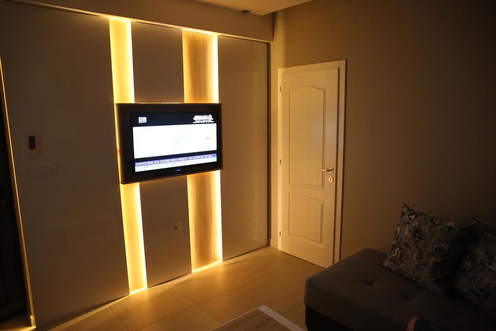Gold Crown Apartments Jagodina Exteriör bild
